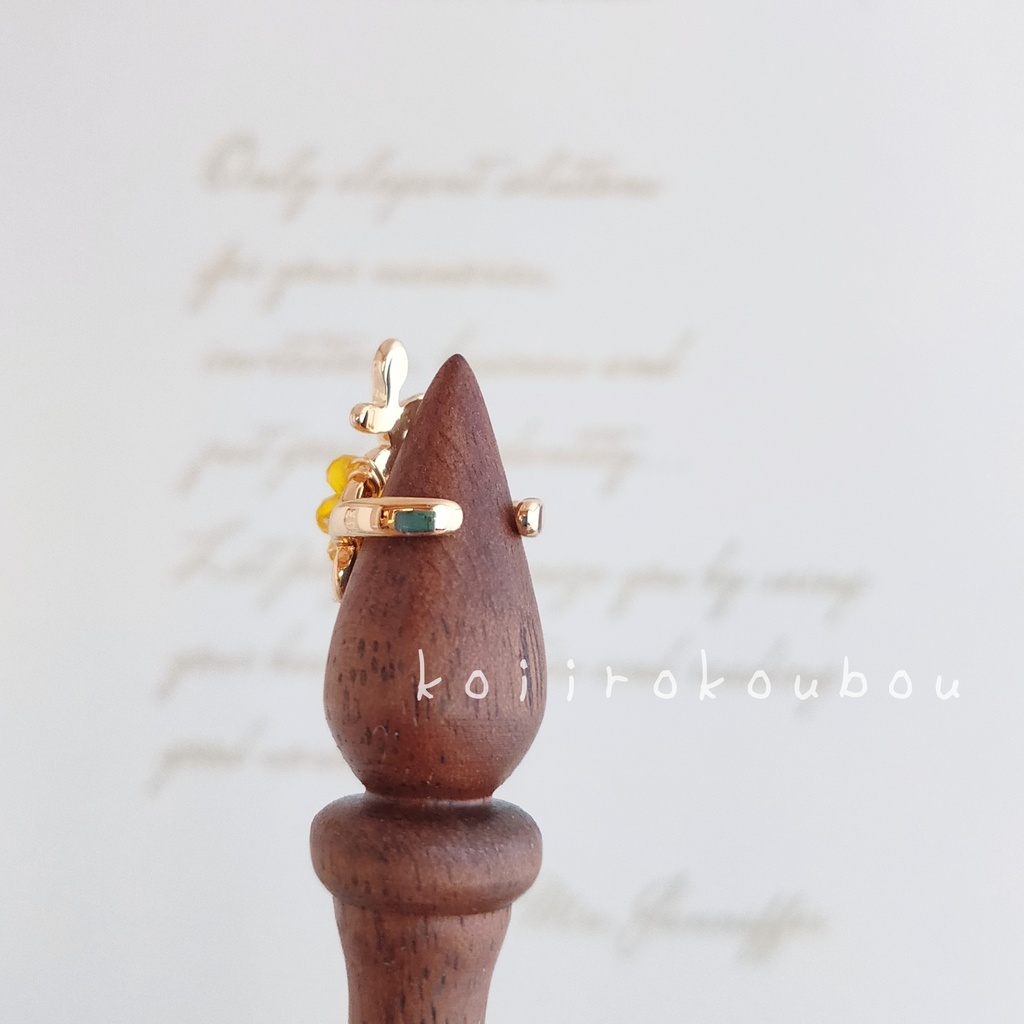 ミモザイヤーカフ