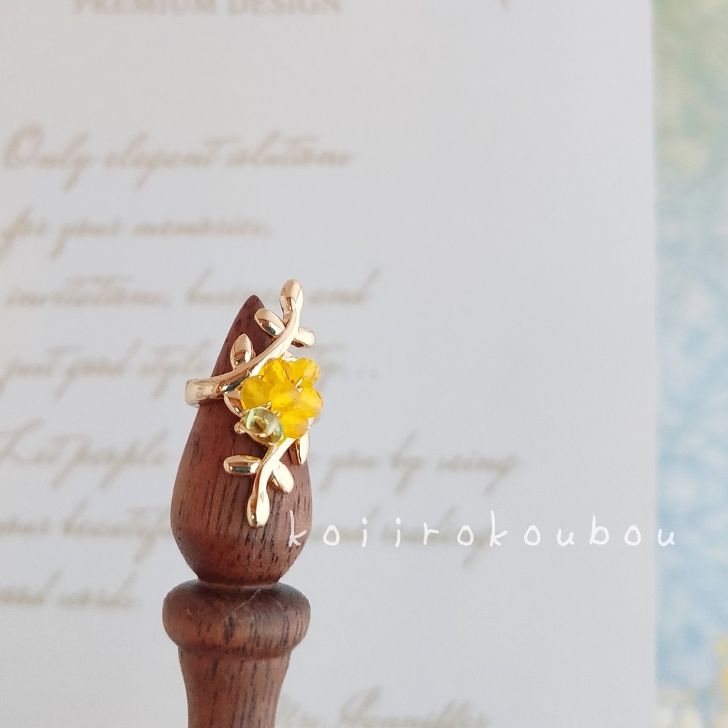 ミモザイヤーカフ