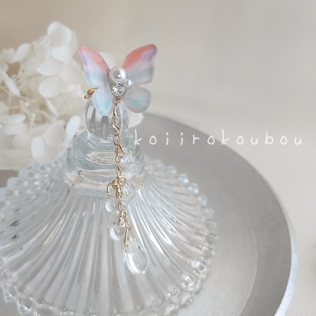 朝ぼらけ 蝶のイヤーカフ