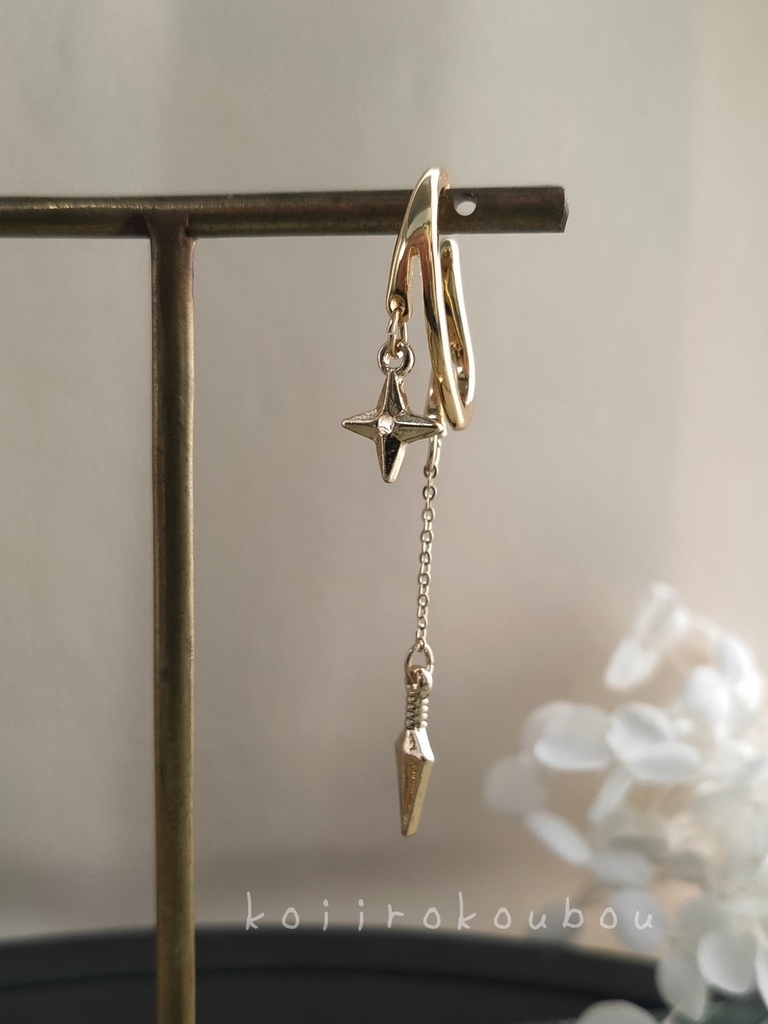 手裏剣と苦無のイヤーカフ