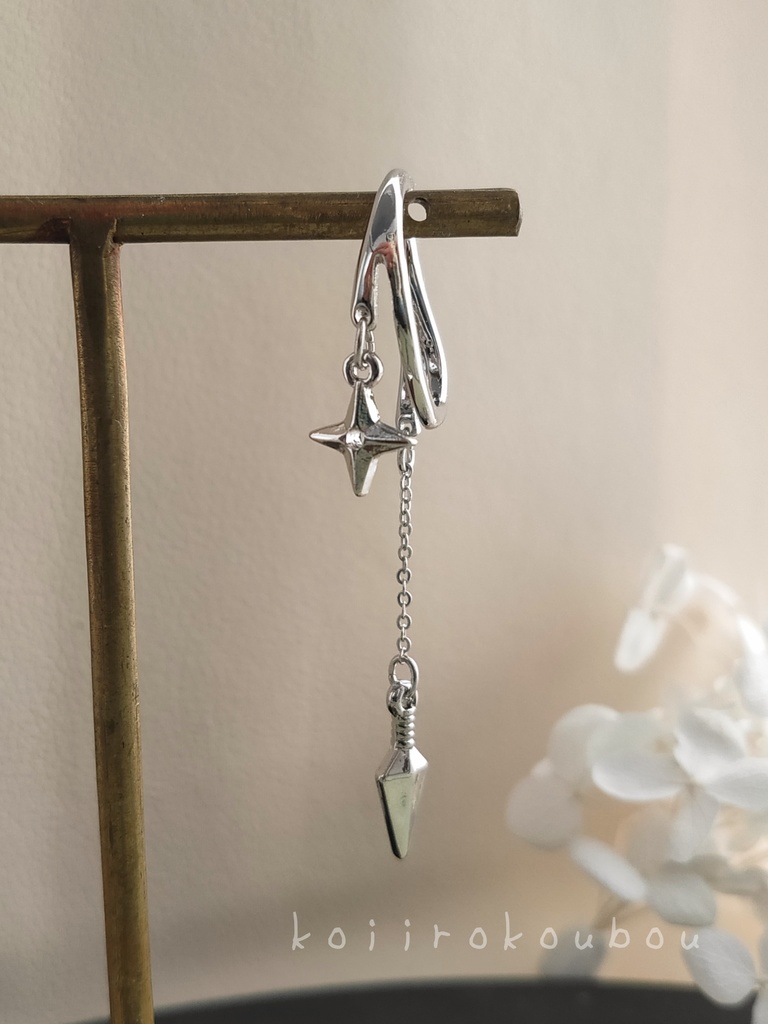 手裏剣と苦無のイヤーカフ