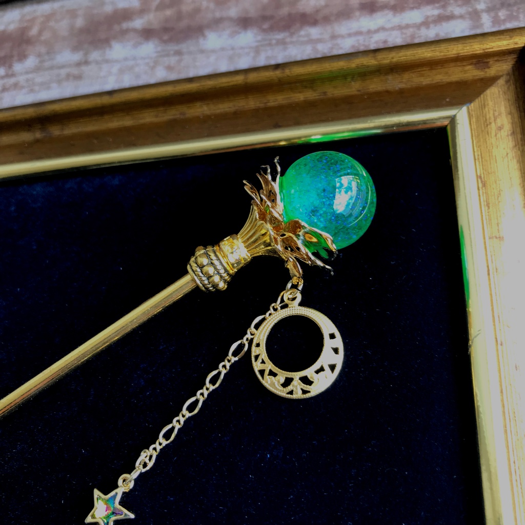 金杖「湖面に落ちる月」