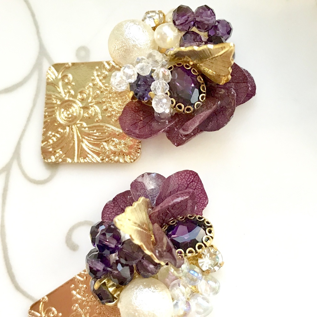 白鳥沢イメージカラー イヤリング or ピアス