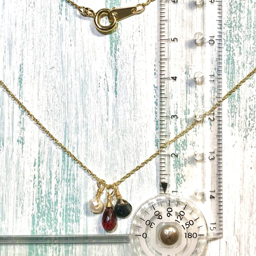 音駒高校イメージカラー 天然石のネックレス