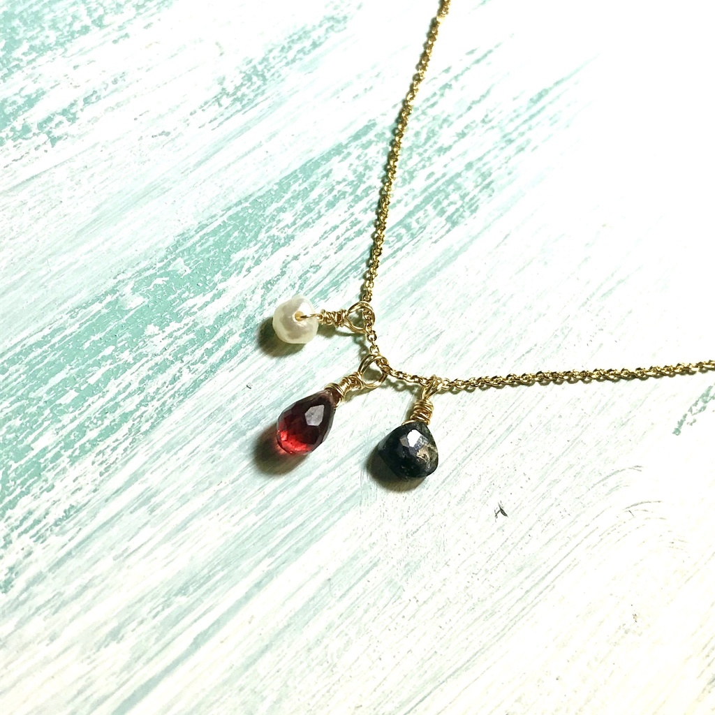 音駒高校イメージカラー 天然石のネックレス