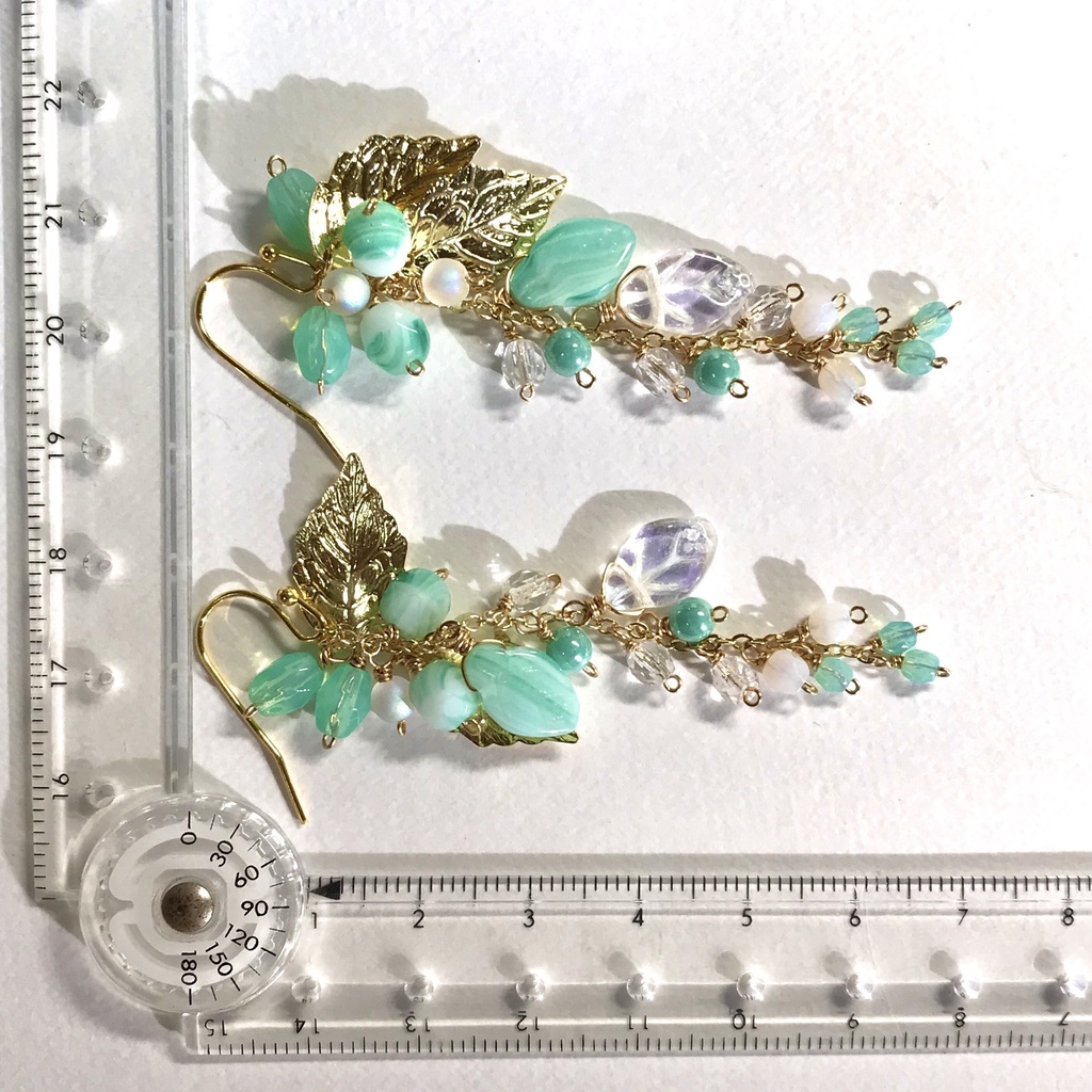 青城イメージ キラキラ ピアス or イヤリング