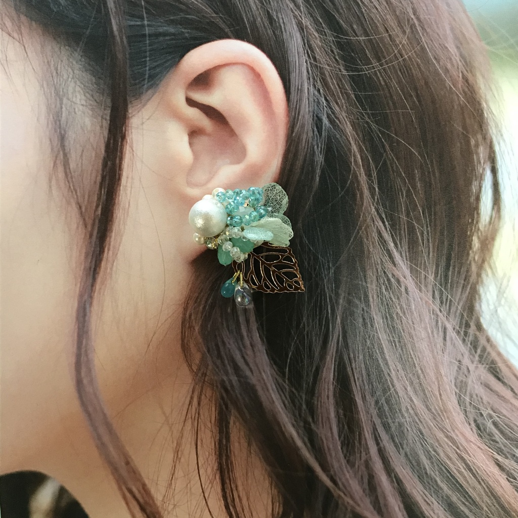 青城イメージ キラキラ ピアスorイヤリング