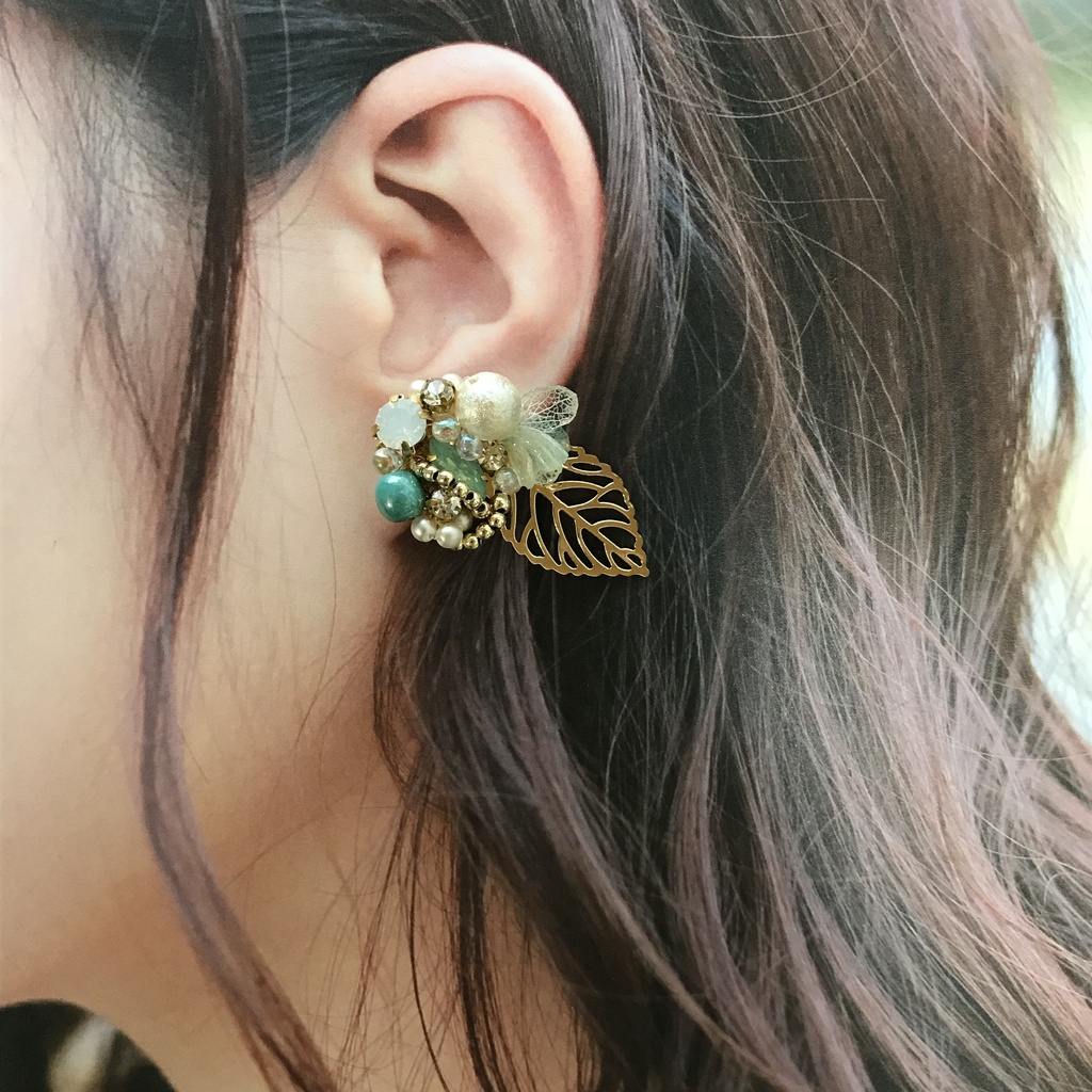 青城イメージ キラキラ ピアスorイヤリング