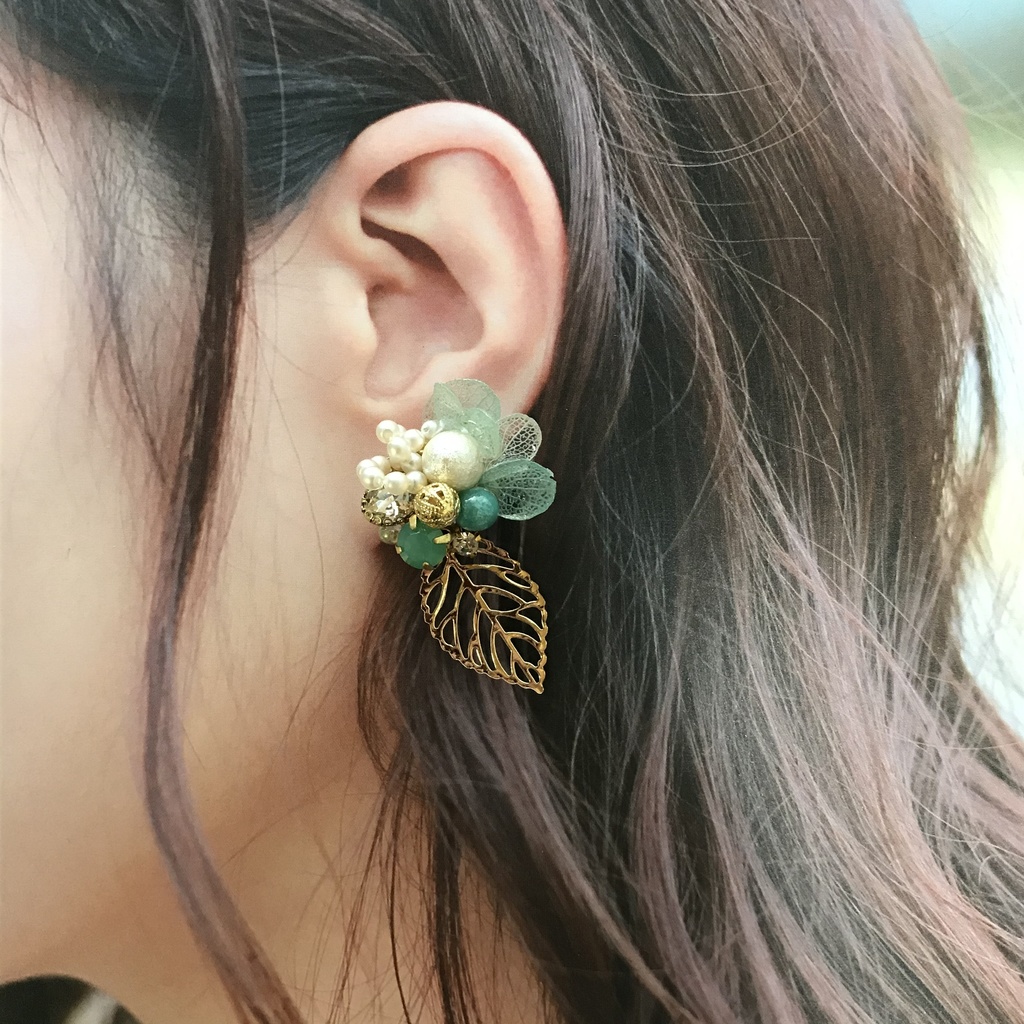 青城イメージ キラキラ ピアスorイヤリング