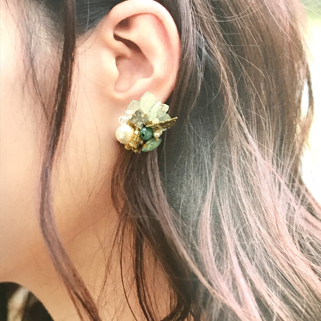 青城イメージ キラキラ ピアスorイヤリング