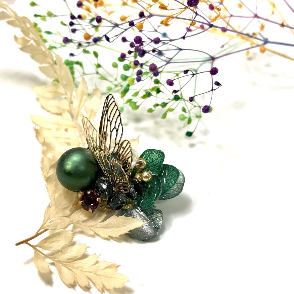 蝶々 キラキラ ピアスorイヤリング