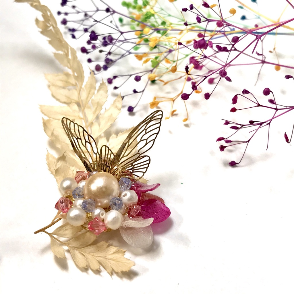 蝶々 キラキラ ピアスorイヤリング