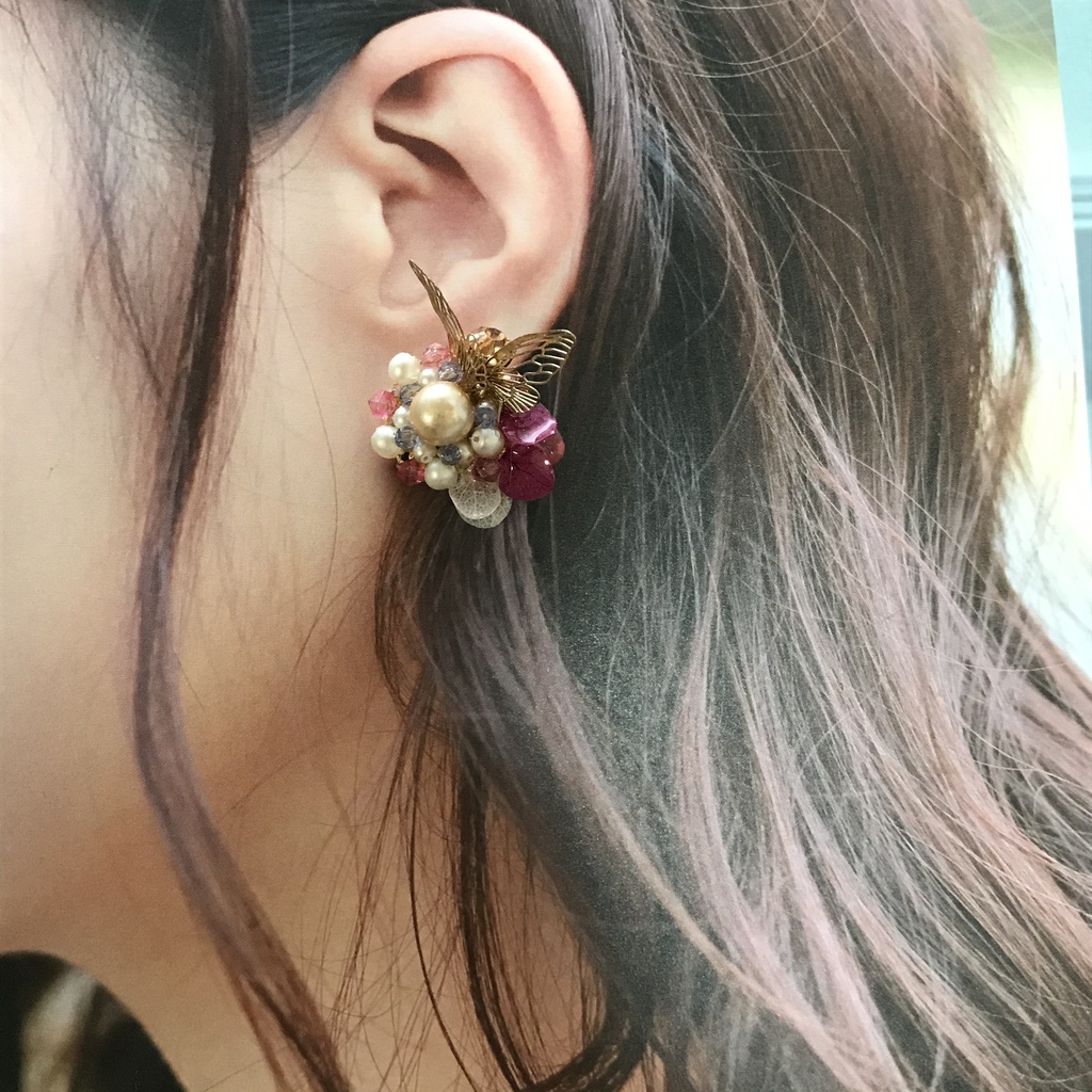 蝶々 キラキラ ピアスorイヤリング