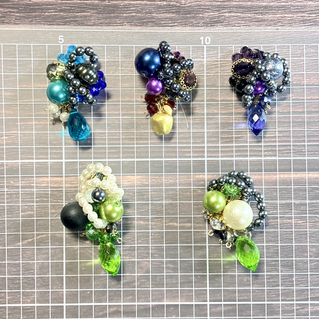 ツイステ/ イメージカラー ビジュー°˖✧イヤリング / ピアス