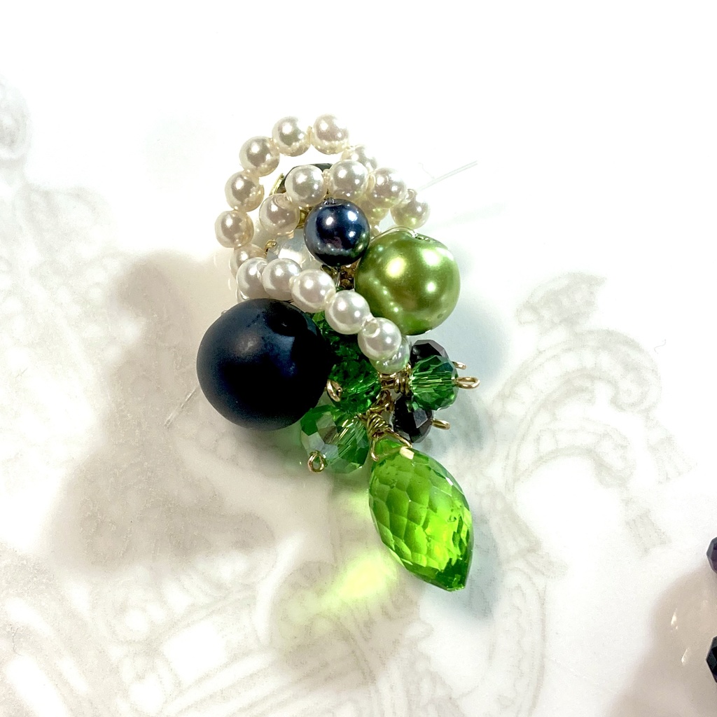 ツイステ/ イメージカラー ビジュー°˖✧イヤリング / ピアス