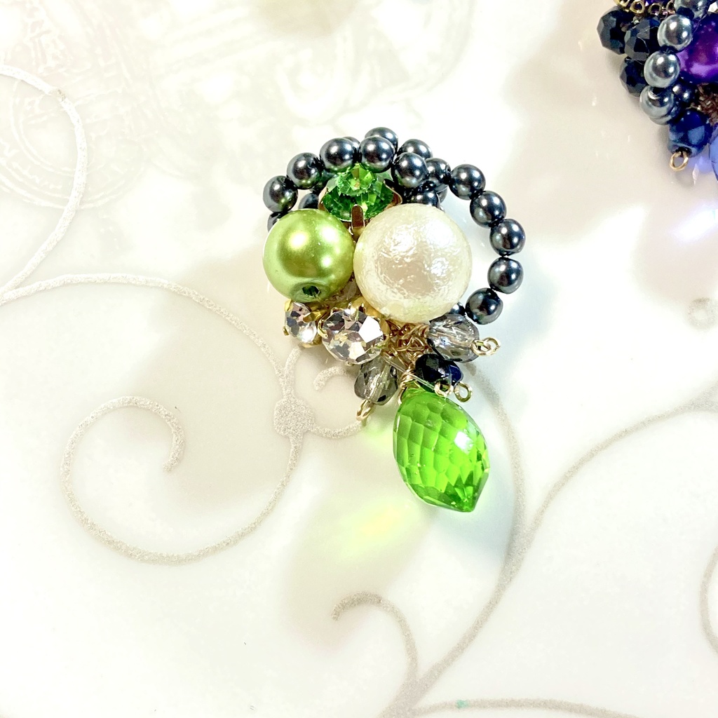 ツイステ/ イメージカラー ビジュー°˖✧イヤリング / ピアス