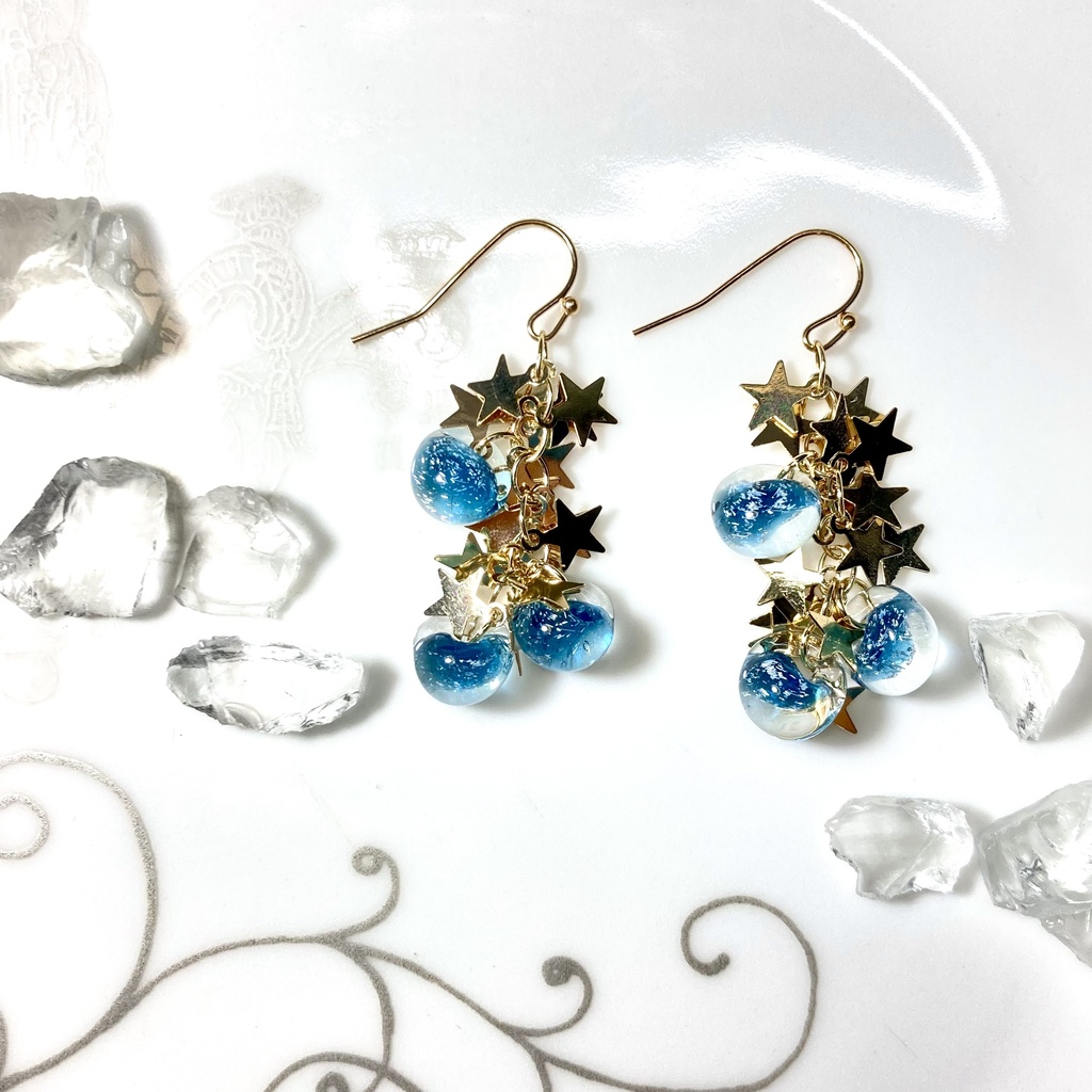 〜星降る夜〜 ティアドロップのピアス/イヤリング