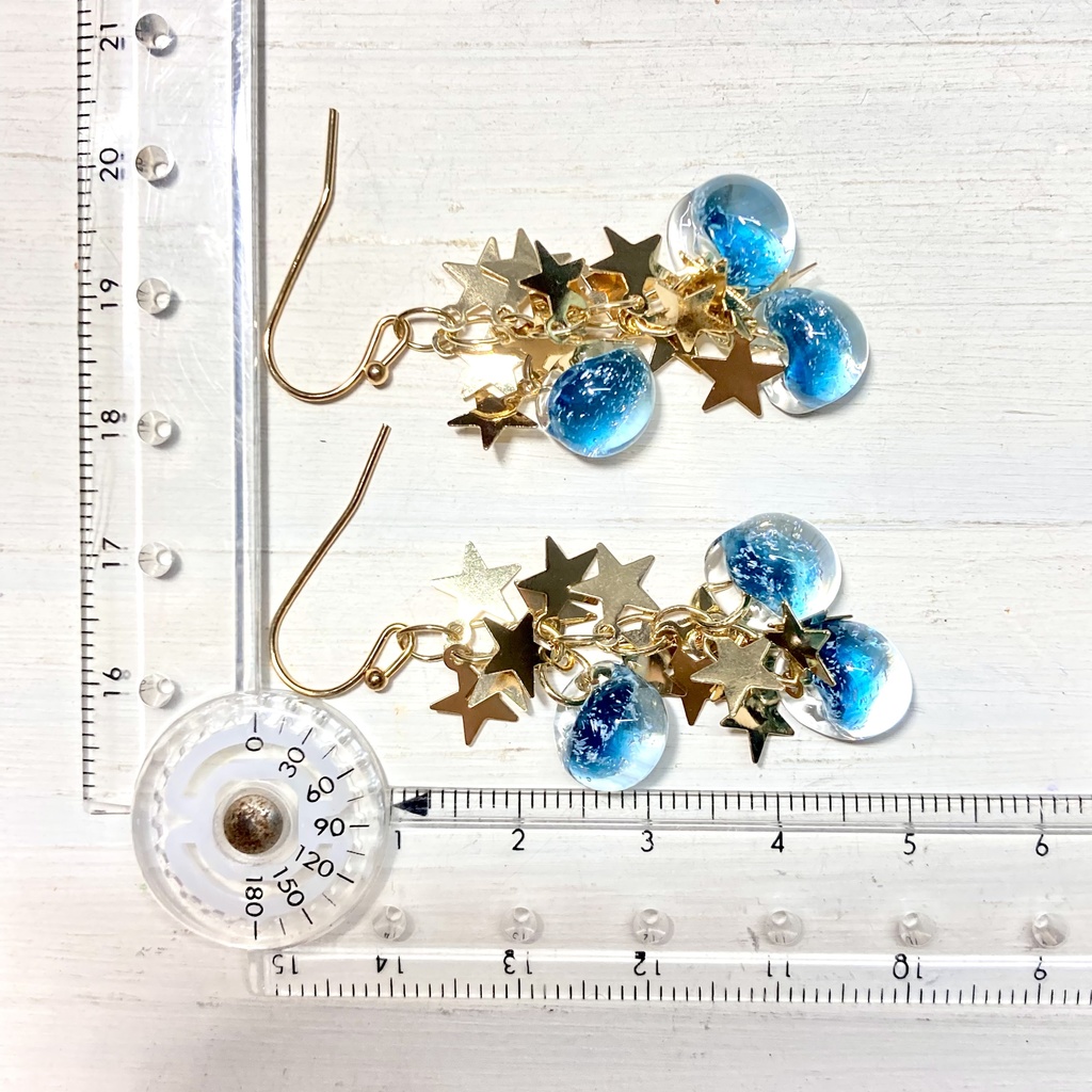 〜星降る夜〜 ティアドロップのピアス/イヤリング