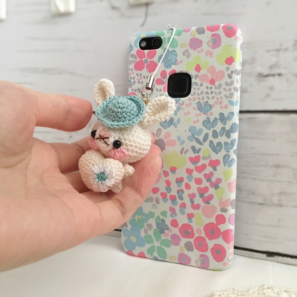 【受注生産】ホワイトウエディング男の子うさぎさん*鈴付きイヤホンジャックストラップ