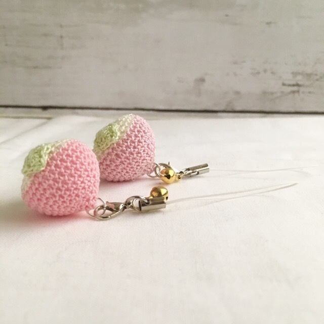 ラメあり&なし/ピンク色・桃 鈴付きストラップ