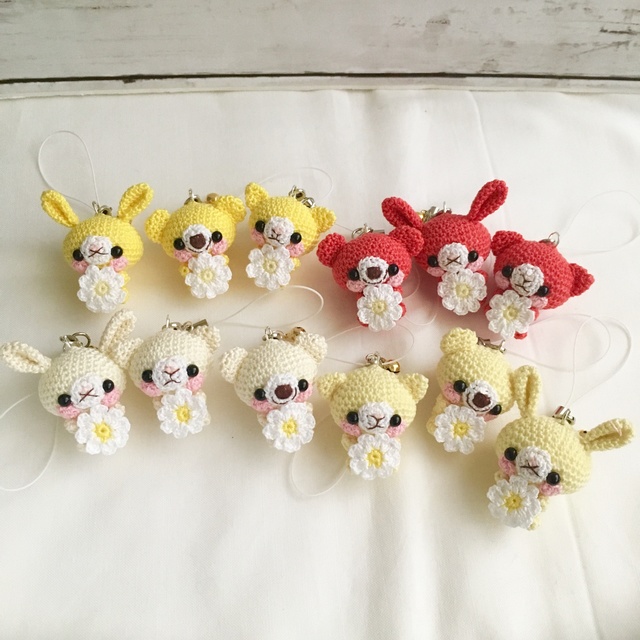 【受注生産】1番小さなサイズ!動物あみぐるみ鈴付きストラップ①