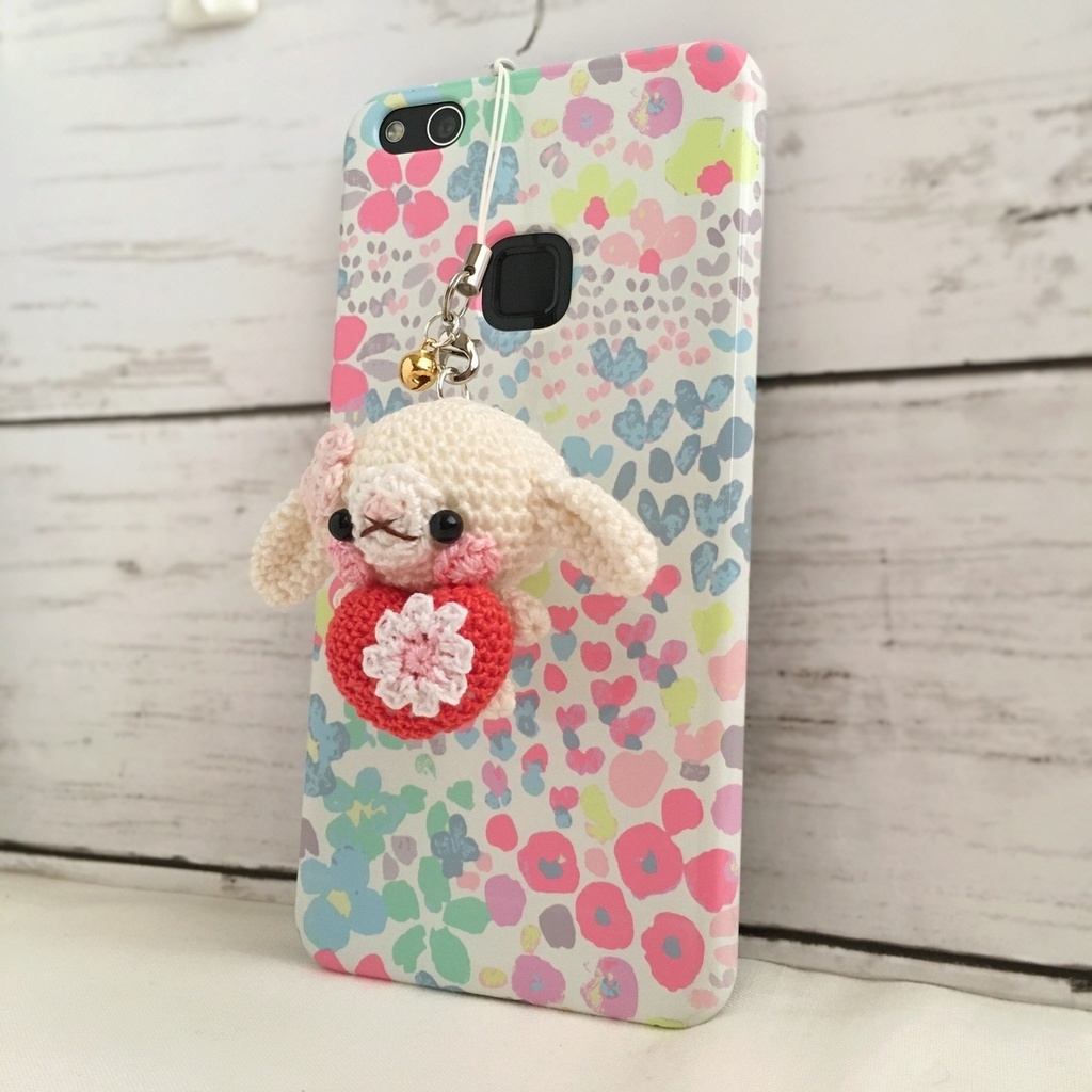 【受注生産】赤色ハート・白色ロップイヤーうさぎさん*鈴付きイヤホンジャックストラップ