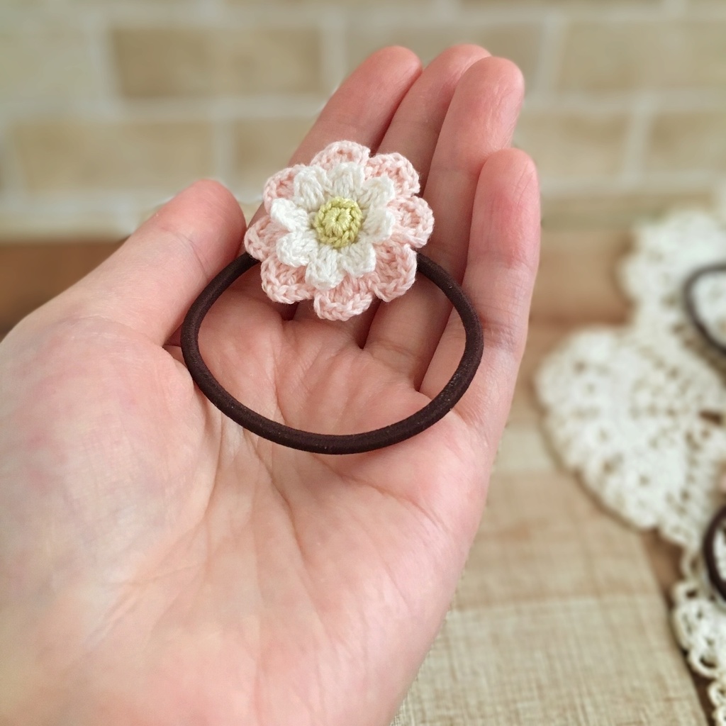 【小さめサイズ】選べる!コットン糸で編むナチュラル雰囲気のお花ヘアゴム
