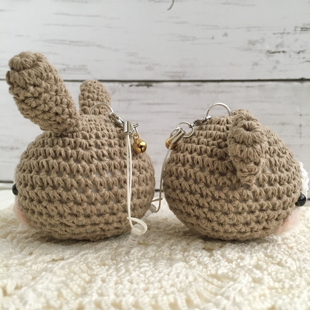 鞄や鍵の目印に♪定番|安定ナチュラル★カフェオレ色クマ&うさぎ♡顔【大】鈴付イヤホンジャック|ストラップ|ボールチェーン