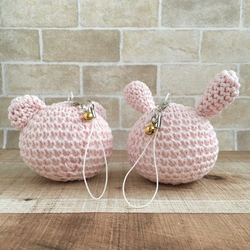 \New!/大きなお顔が持ち物の目印に最適♪淡ピンク色うさぎクマ顔【大】鈴付イヤホンジャック|ストラップ|ボールチェーン