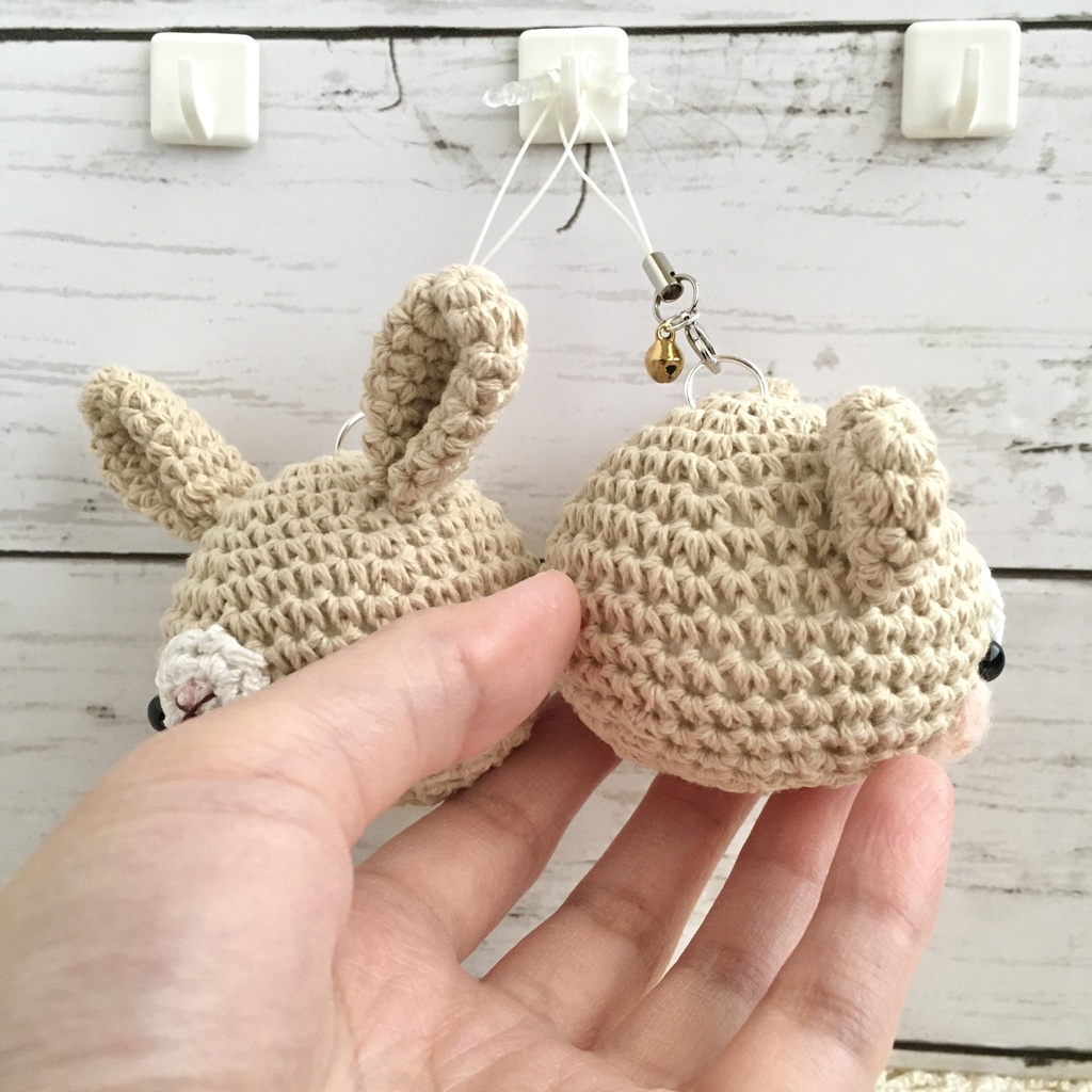 【リニューアル!】ビスケット色クマとうさぎの顔(大) 鈴付きイヤホンジャックストラップ