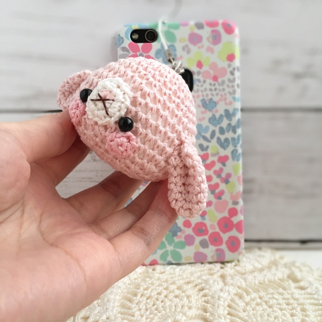 優しい淡ピンク色ロップイヤー!大きなお顔が持ち物の目印に最適♪【大】鈴付きイヤホンジャック|ストラップ|ボールチェーン