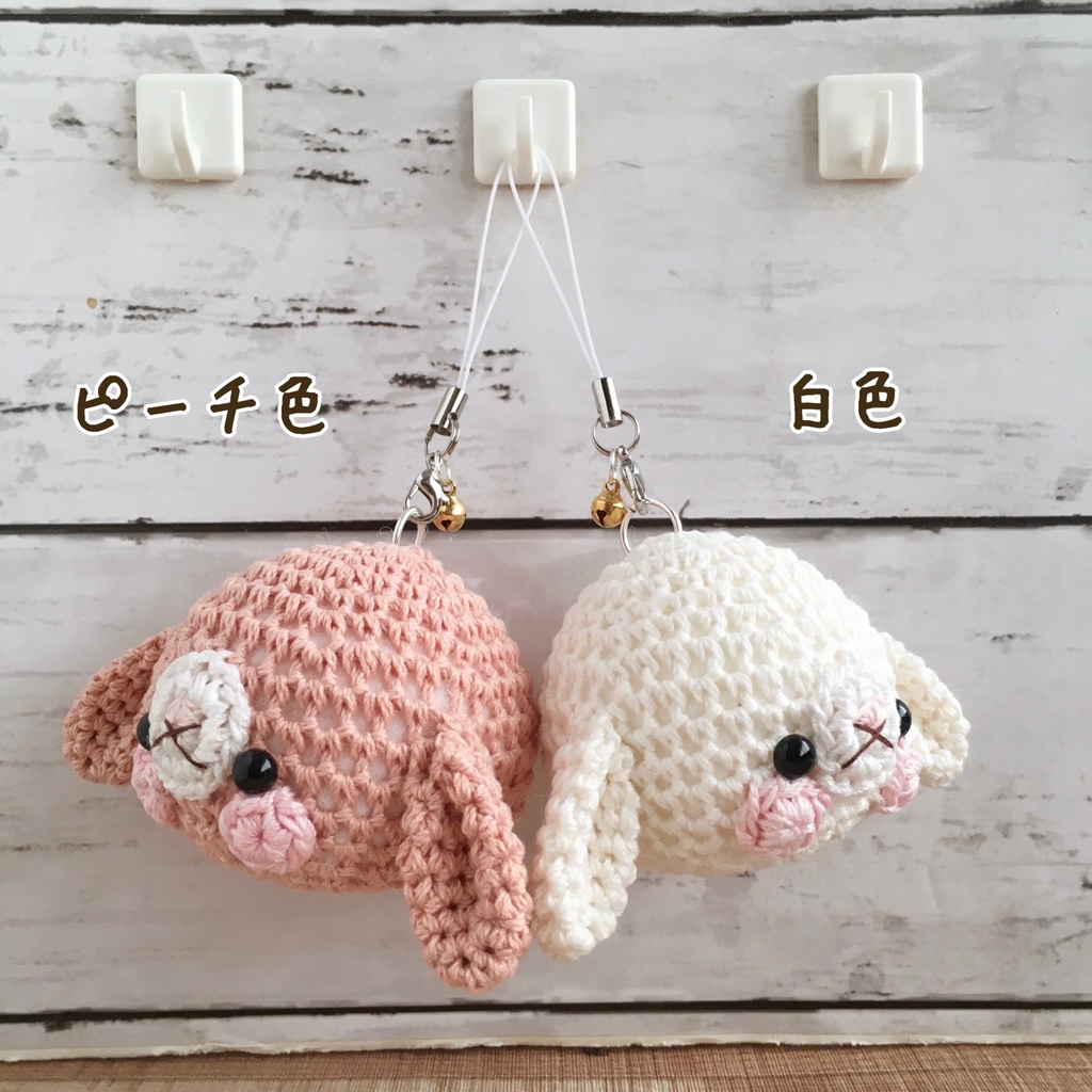 大きなお顔が持ち物の目印に最適♪ピーチピンク色ロップイヤー♡顔【大】鈴付きイヤホンジャック|ストラップ|ボールチェーン