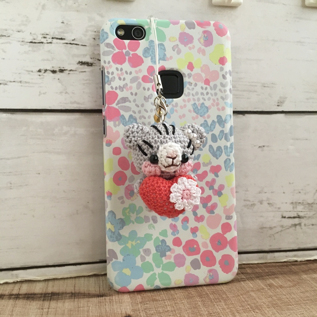 \アメリカンショートヘア!うちの子/小さな癒し系★見守り隊★赤色ハートをギュッ!鈴付きストラップ|ボールチェーン