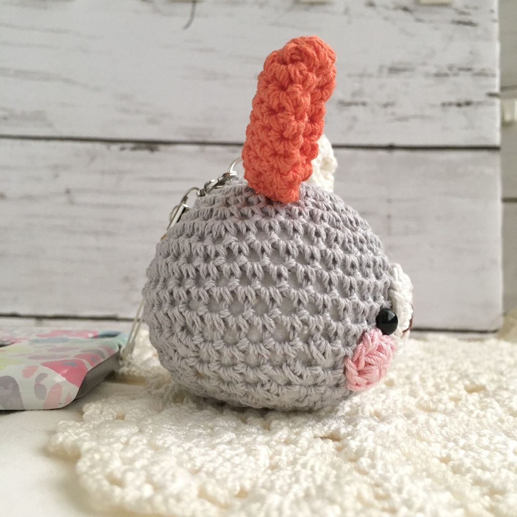 持ち物の目印に!車にユラユラぶら下げて♪定番×オレンジうさぎの顔【大】鈴付きイヤホンジャック|ストラップ|ボールチェーン