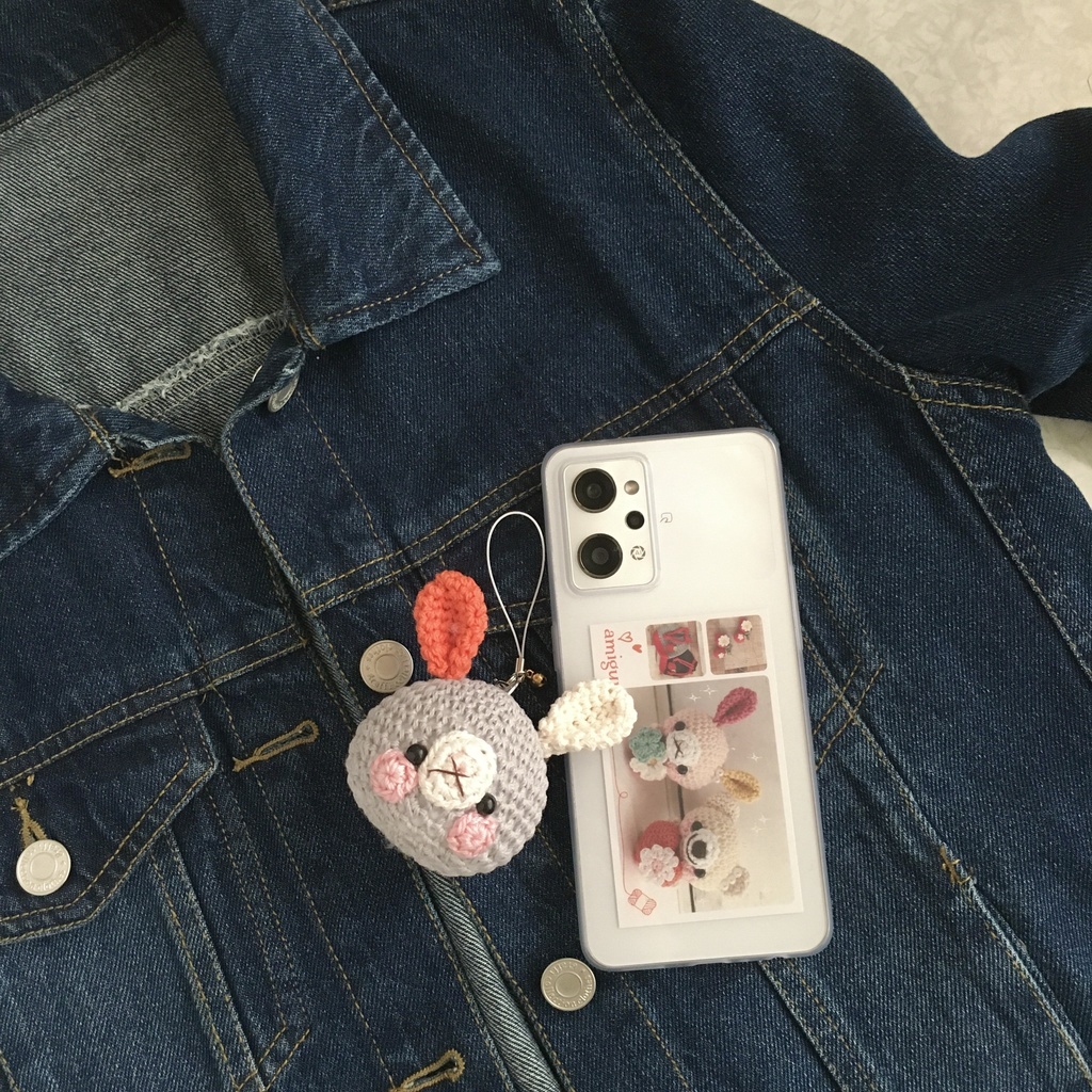 持ち物の目印に!車にユラユラぶら下げて♪定番×オレンジうさぎの顔【大】鈴付きイヤホンジャック|ストラップ|ボールチェーン