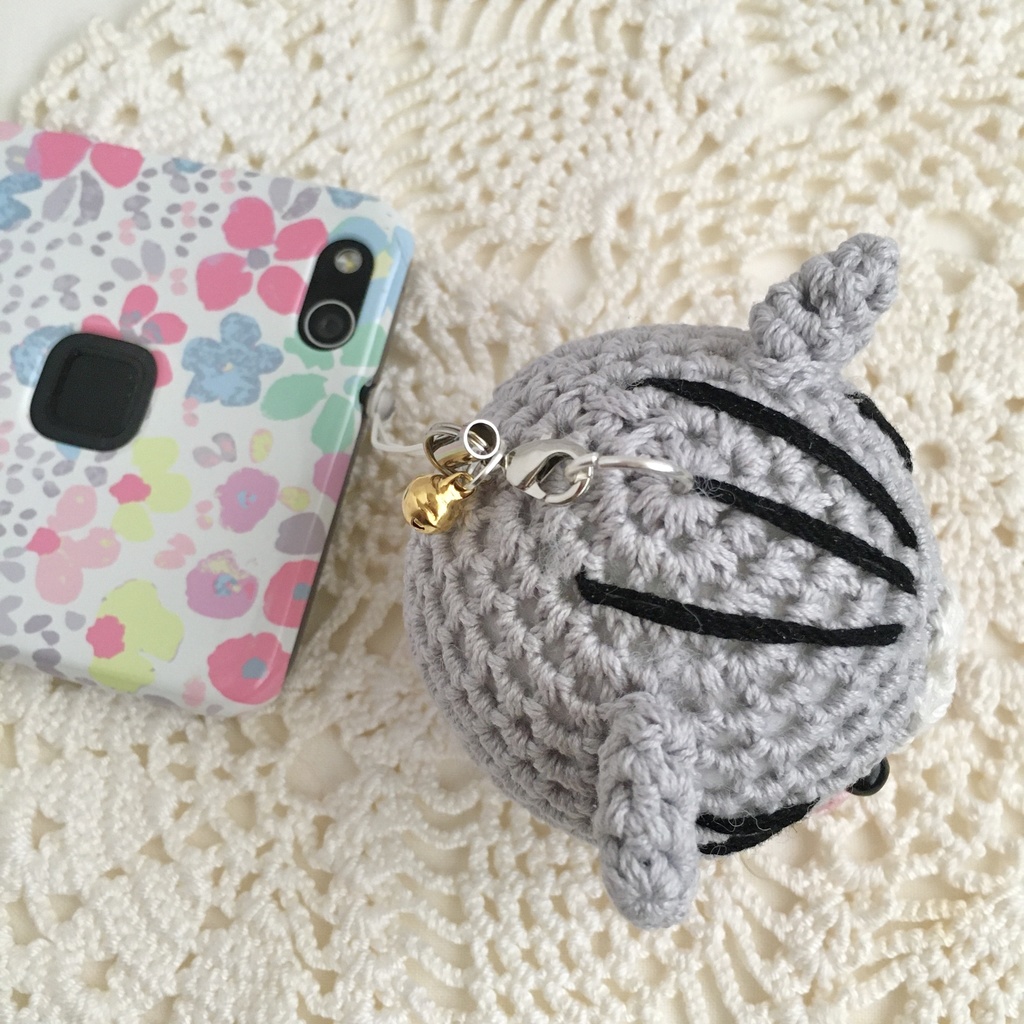 アメリカンショートヘア猫さんウチの子◎持ち物の目印に【大】鈴付きイヤホンジャック|ストラップ|ボールチェーン