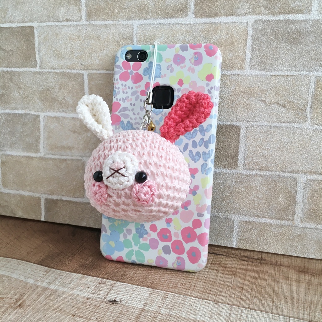 大きなお顔が持ち物の目印に最適♪淡ピンク×コーラル色うさぎクマ顔【大】鈴付イヤホンジャック|ストラップ|ボールチェーン