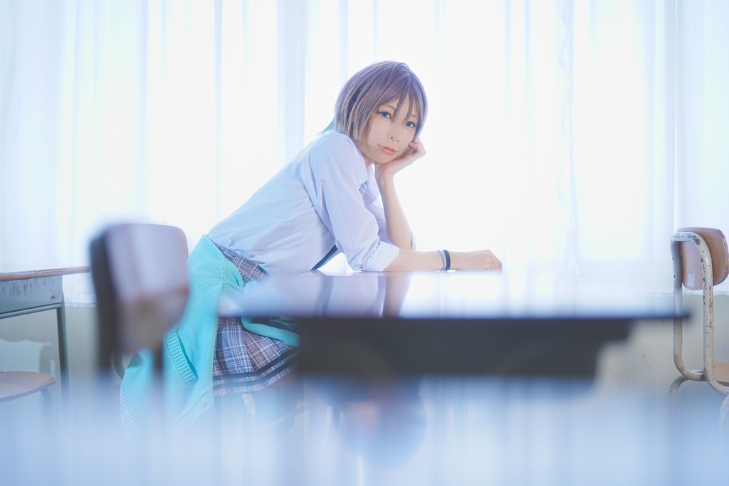 写真集&ブロマイド「夏服、光の海を纏って 」