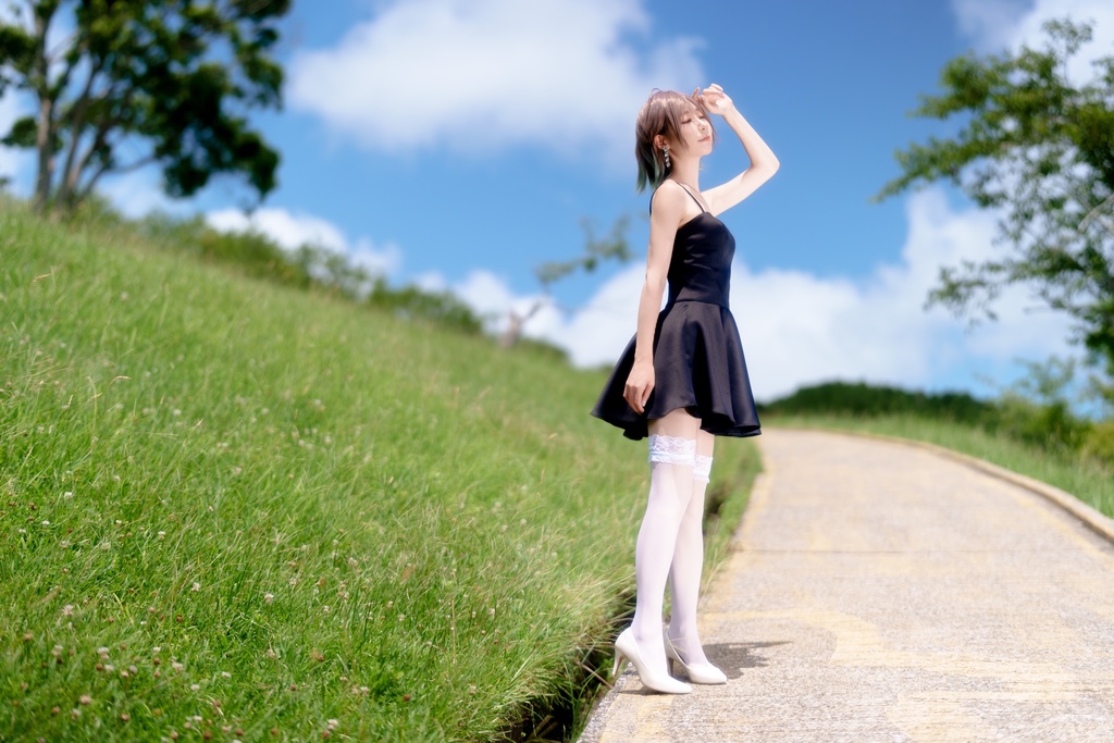 写真集&ブロマイド「夏服、光の海を纏って 」