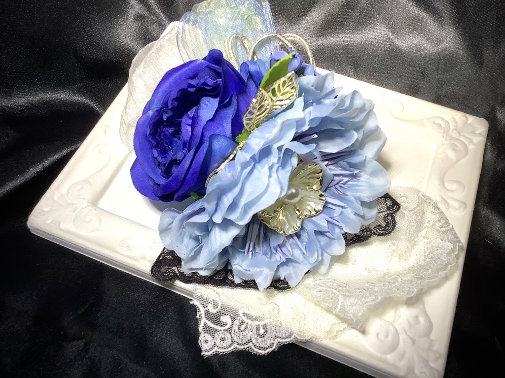 アンジェラ&ローランコサージュ