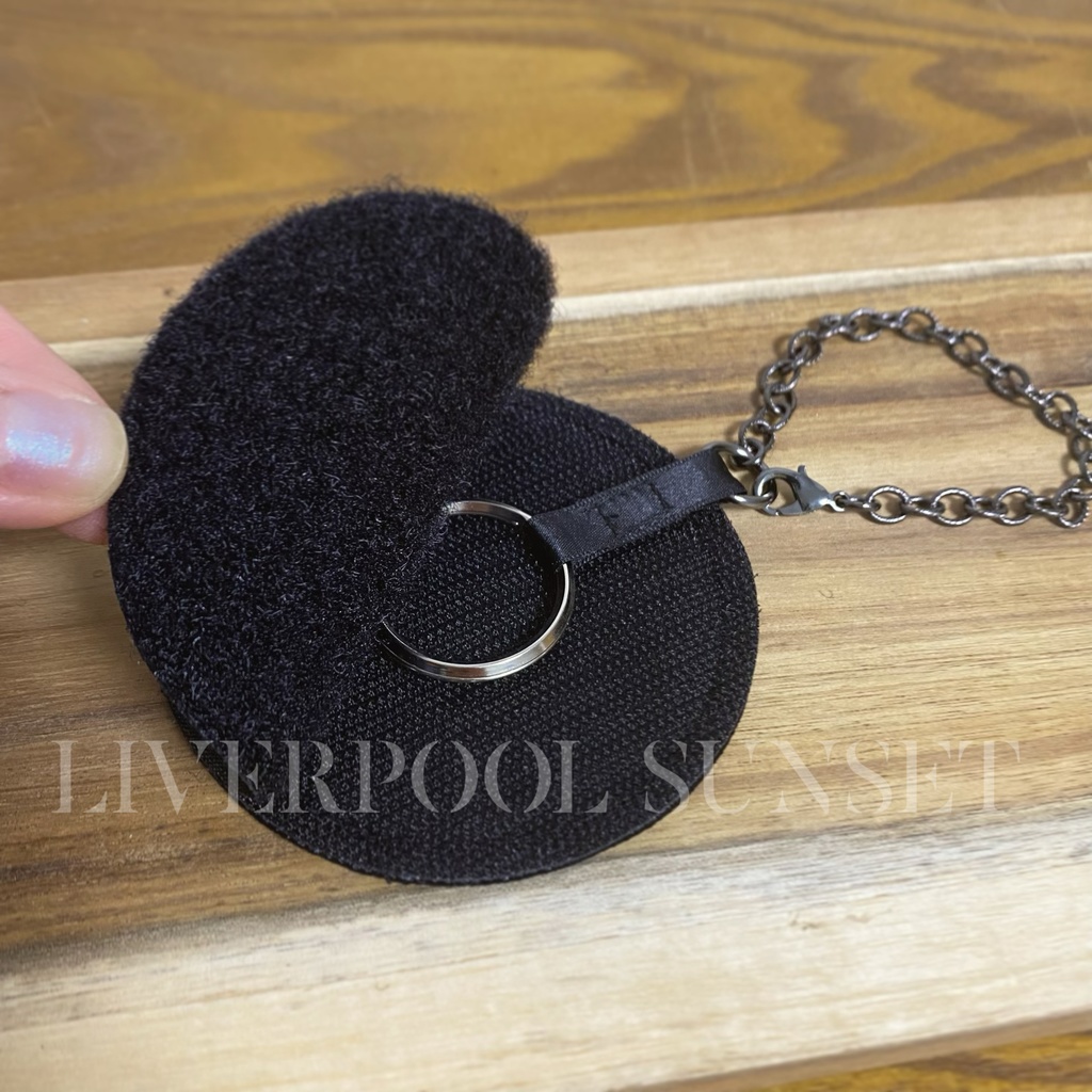 パッチをバッグチャームにするやつ