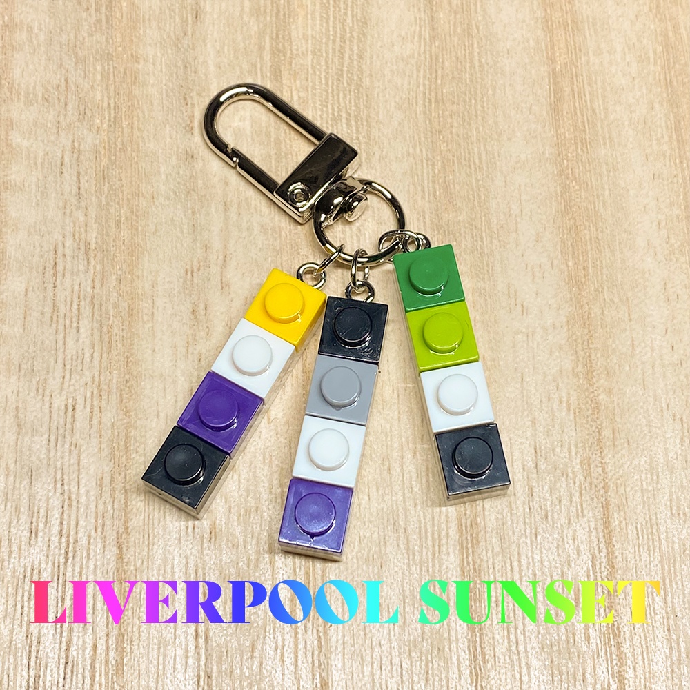 building blocks Keychain (RHODIUM) / 3pic
