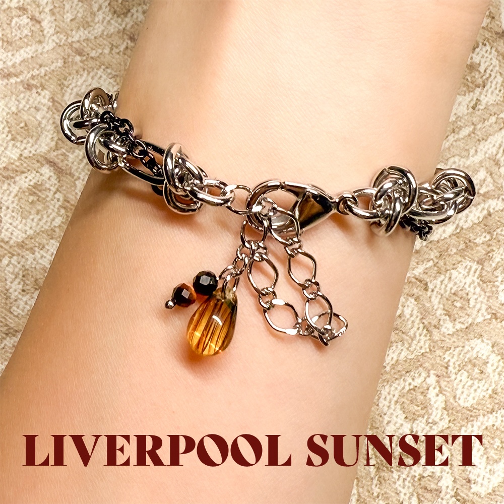 九龍城寨之圍城 / 自傷