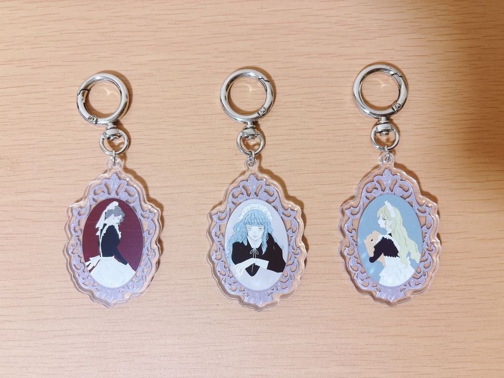 メイドキーホルダー３個セット