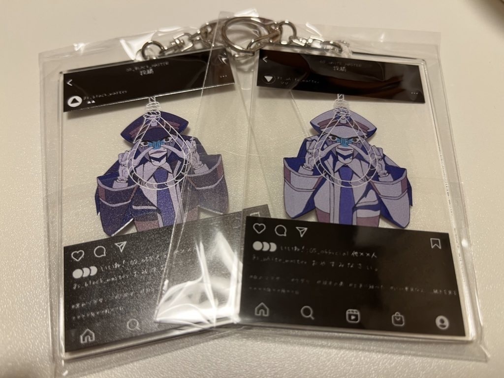 首吊りアクキー