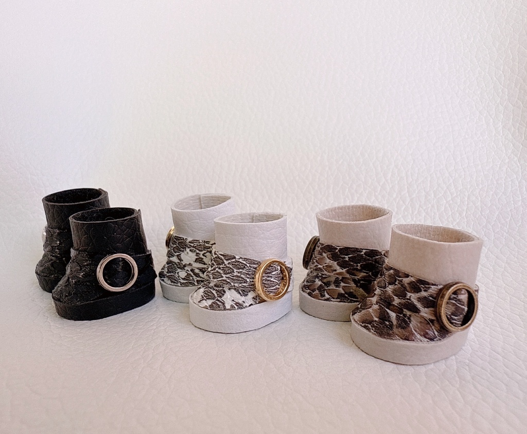 【新色でました】パイソンブーツ【ぬい靴】