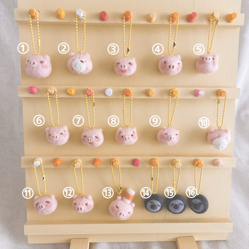 羊毛フェルトのブタのかお(ストラップ)