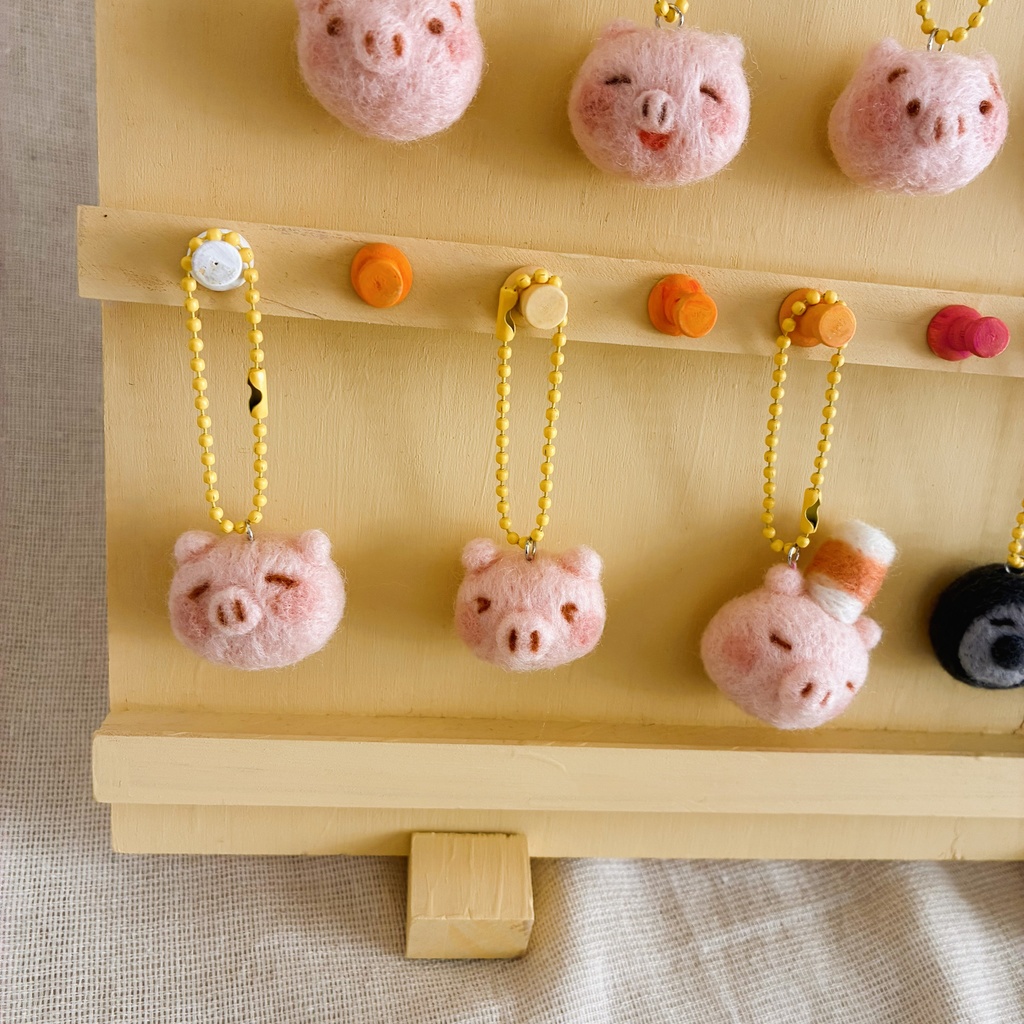 羊毛フェルトのブタのかお(ストラップ)