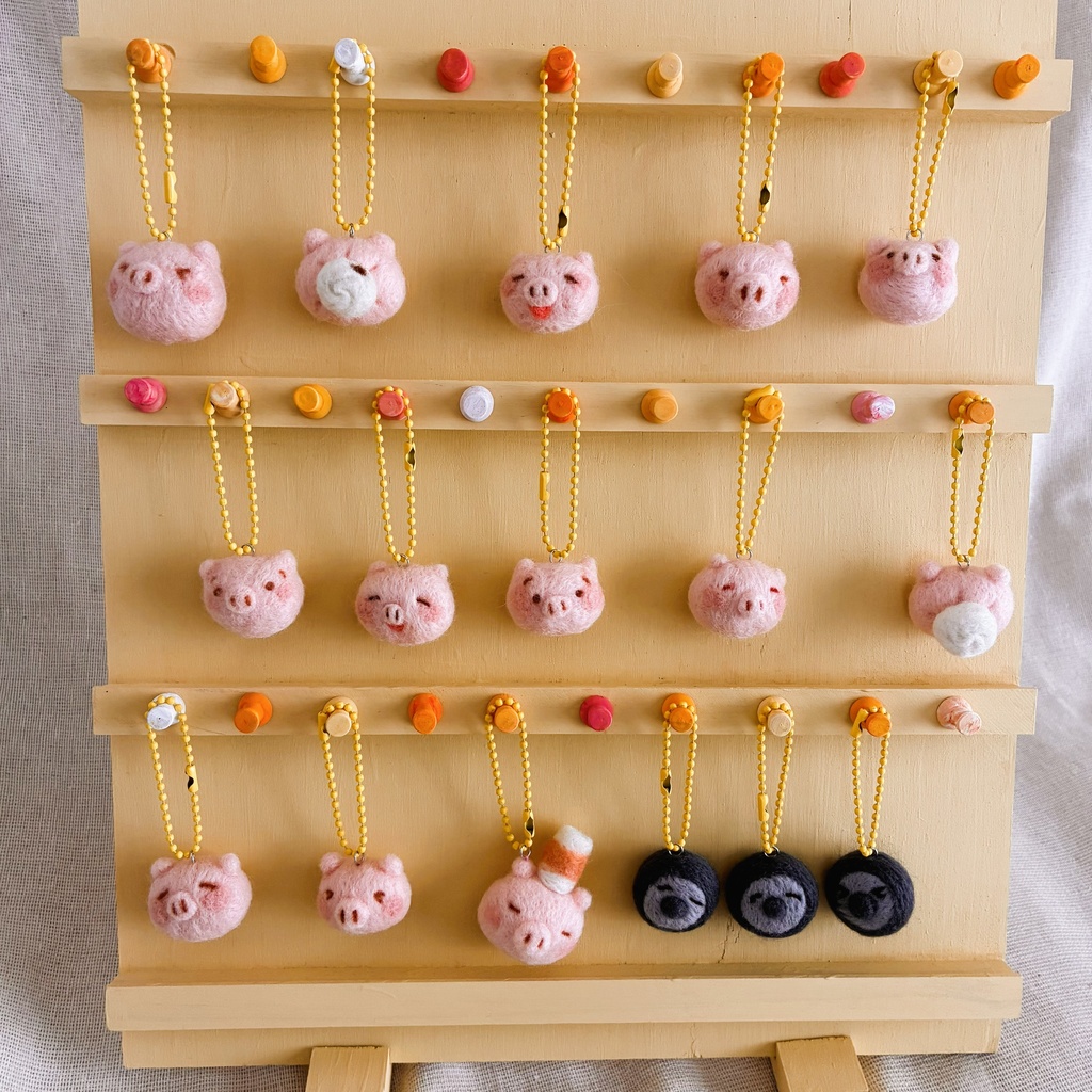 羊毛フェルトのブタのかお(ストラップ)