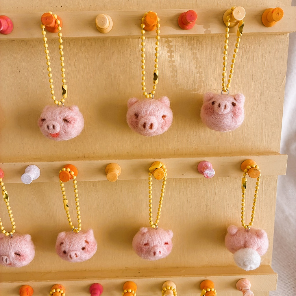 羊毛フェルトのブタのかお(ストラップ)